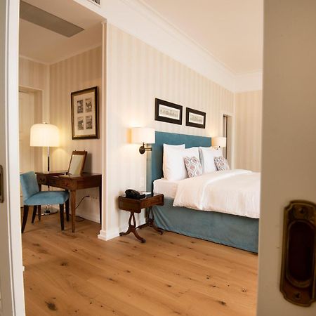 Hotel Des Trois Couronnes & Spa - The Leading Hotels Of The World Vevey Exterior photo
