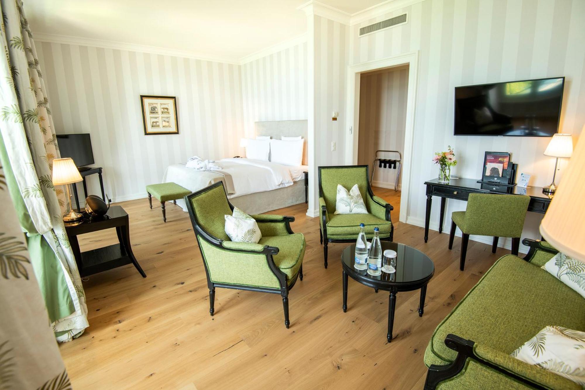 Hotel Des Trois Couronnes & Spa - The Leading Hotels Of The World Vevey Exterior photo