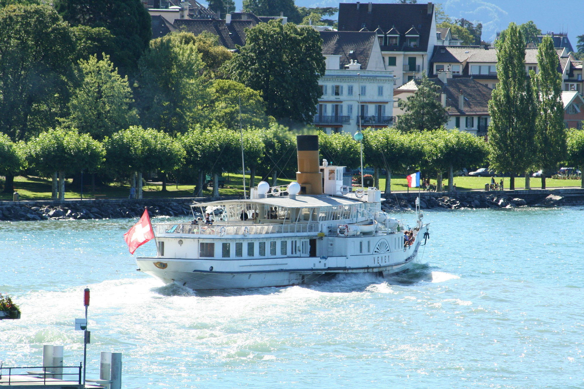 Hotel Des Trois Couronnes & Spa - The Leading Hotels Of The World Vevey Exterior photo